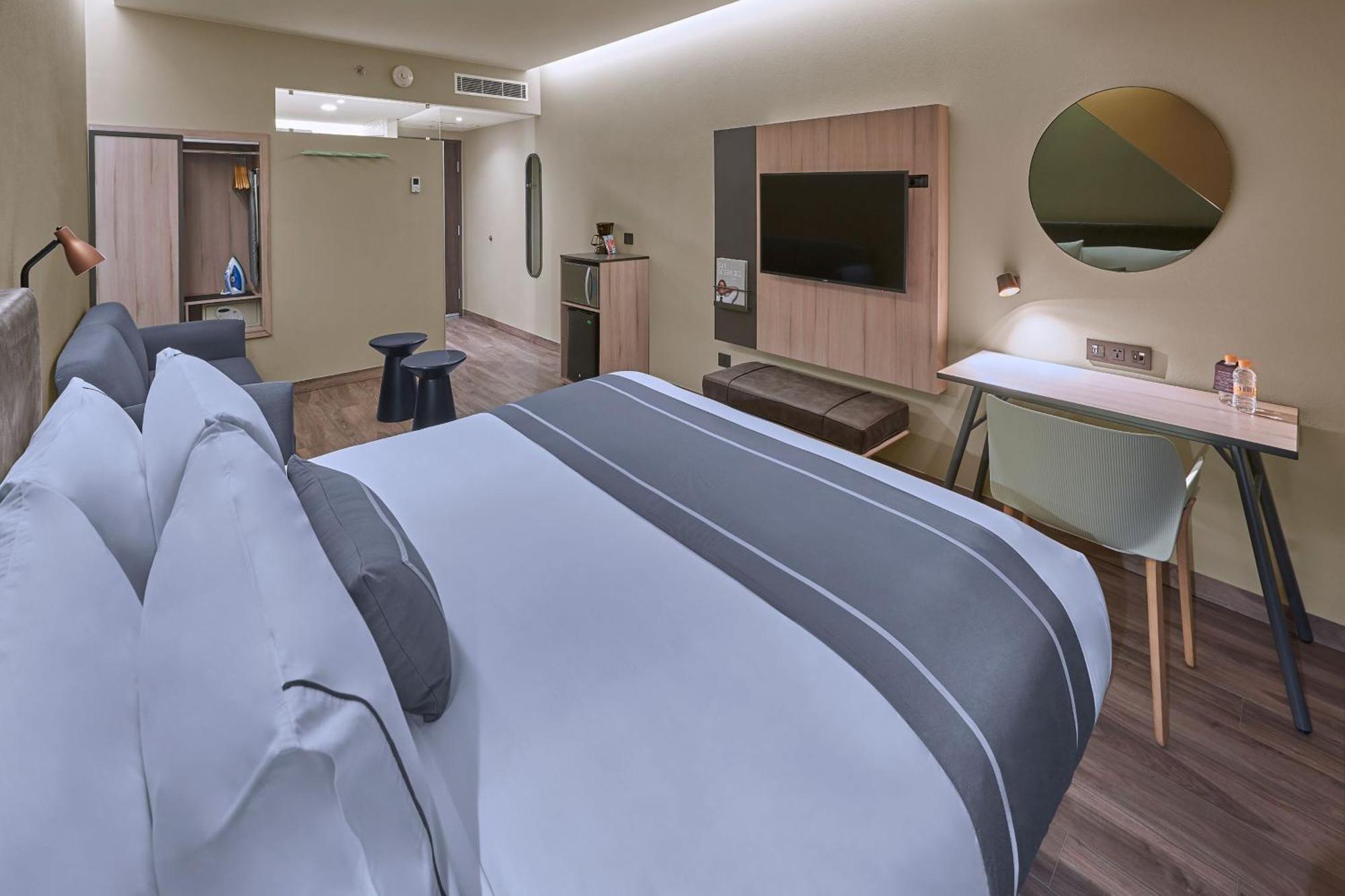 City Express Plus By Marriott Tampico Esterno foto