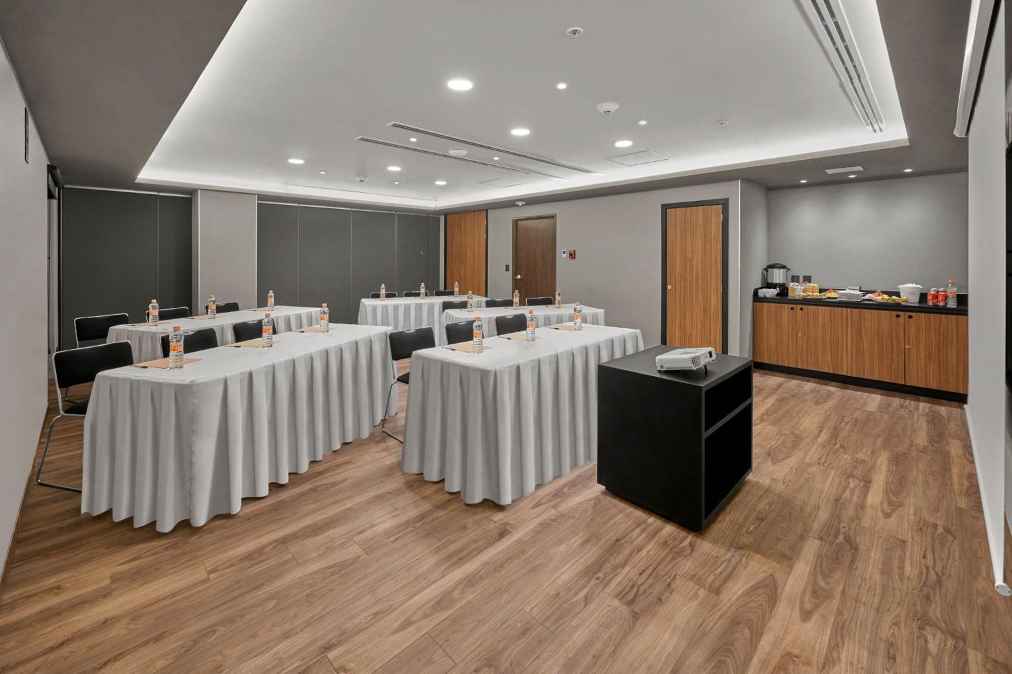 City Express Plus By Marriott Tampico Esterno foto