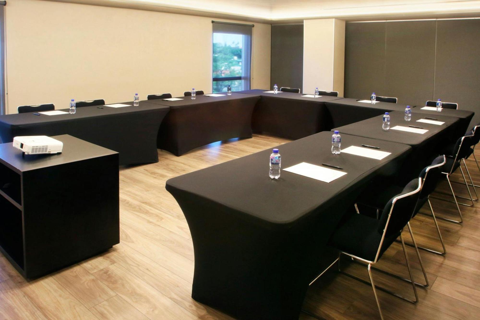 City Express Plus By Marriott Tampico Esterno foto