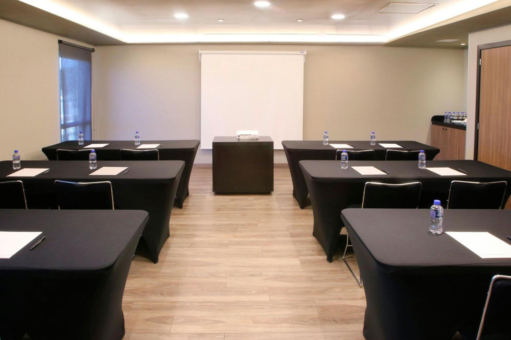 City Express Plus By Marriott Tampico Esterno foto