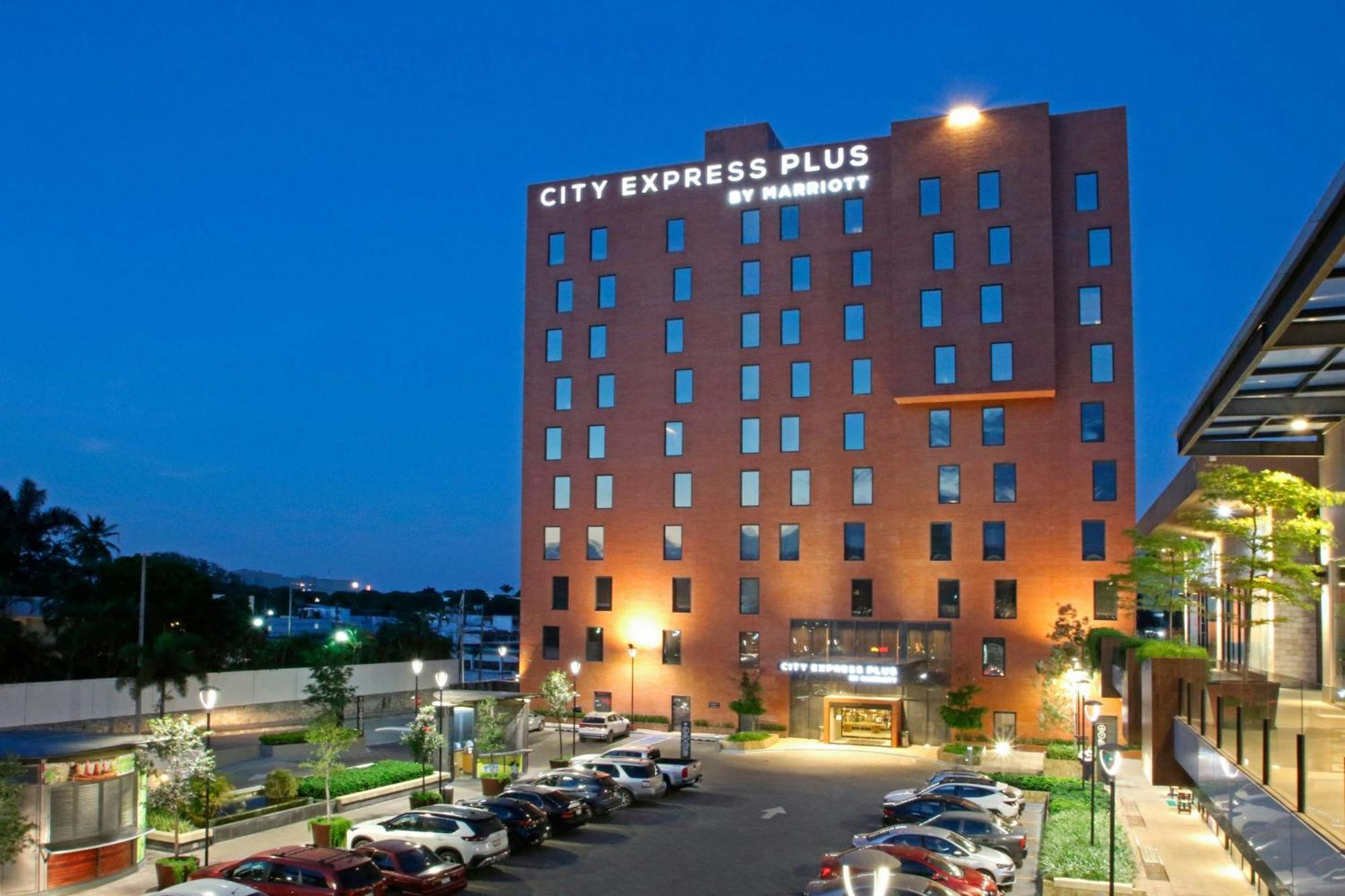 City Express Plus By Marriott Tampico Esterno foto